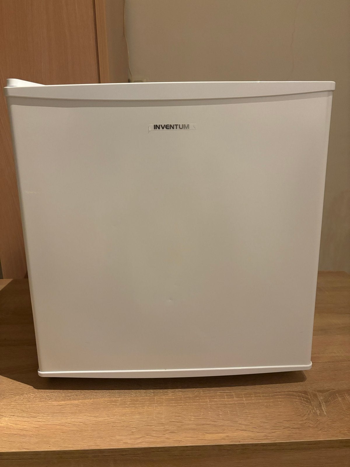 Inventum mini Vriezer Werk Perfect- compact en energiezuinig, Ophalen of Verzenden, Zo goed als nieuw, Minder dan 60 cm, Minder dan 85 cm