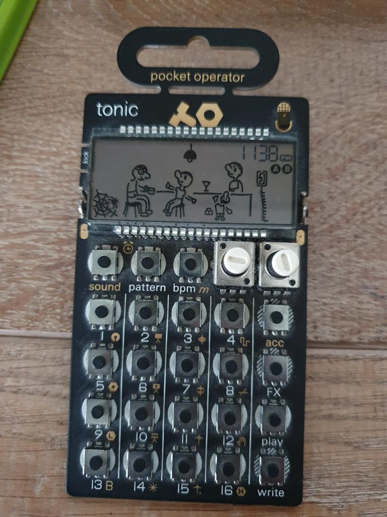 Teenage Engineering PO-32 Tonic, Ophalen of Verzenden, Zo goed als nieuw, Overige aantallen, Overige merken