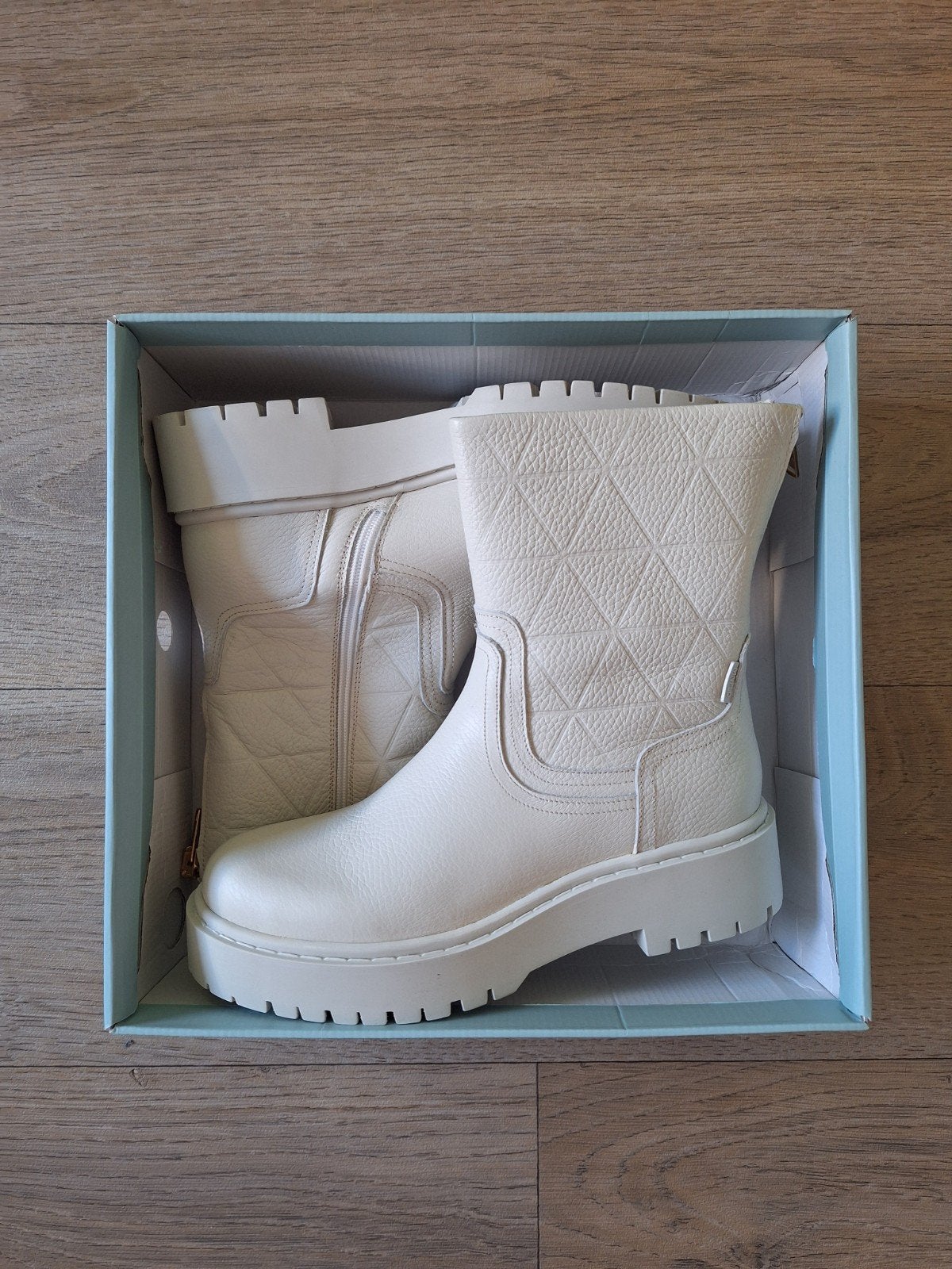 Offwhite Manfield laarzen in maat 40, Beige, Lage of Enkellaarzen, Nieuw, Ophalen of Verzenden