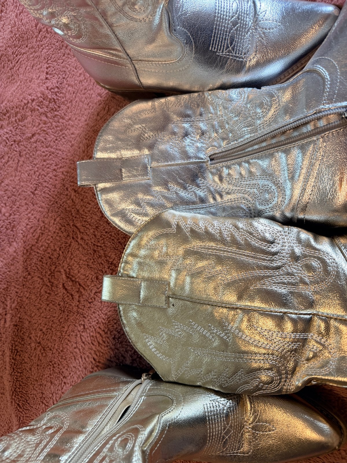 Zilveren en/of gouden cowboylaarzen maat 37, Ophalen, Zo goed als nieuw, Overige kleuren, Lage of Enkellaarzen
