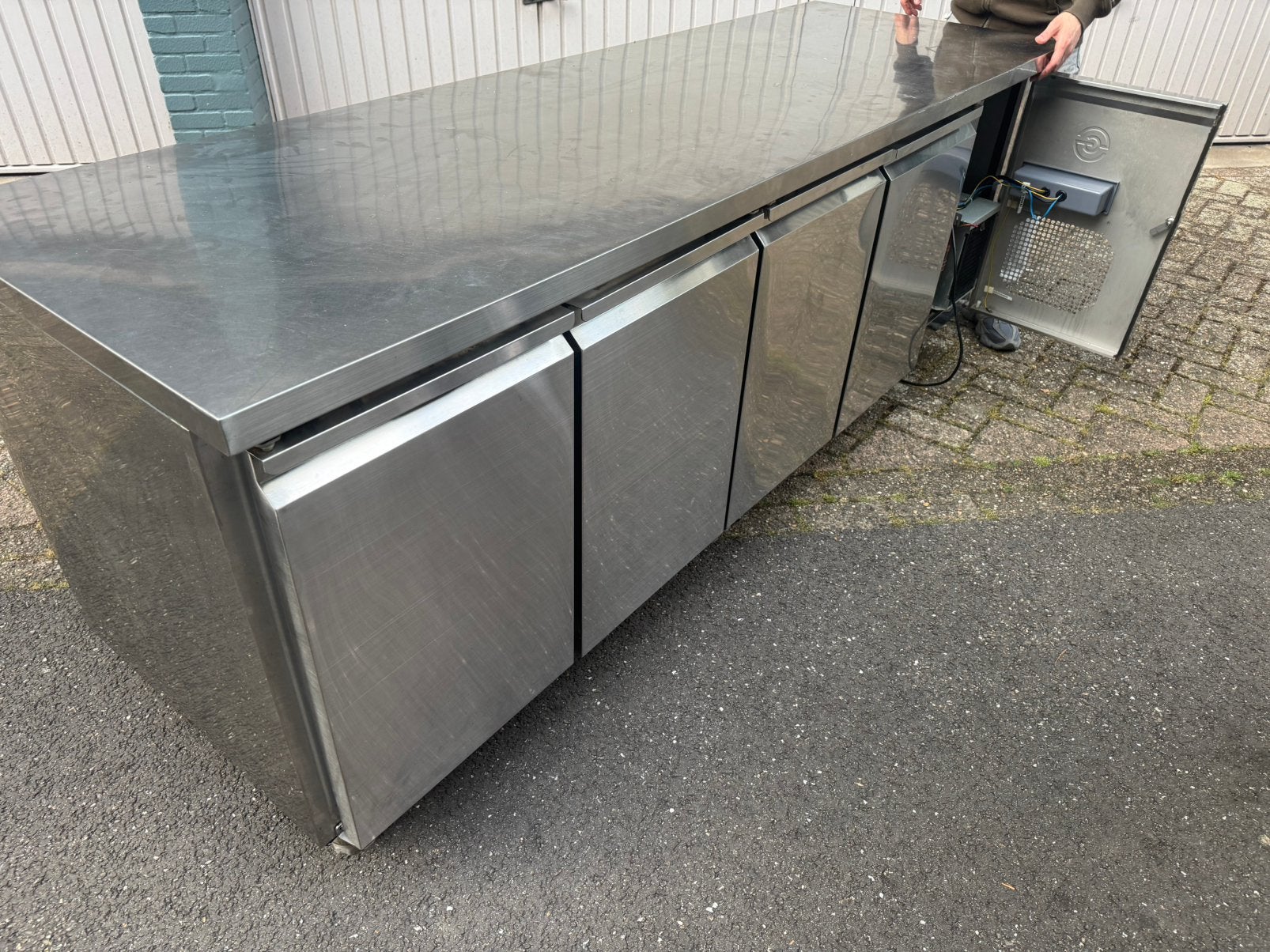 Koelwerbank 1,80m, Ophalen