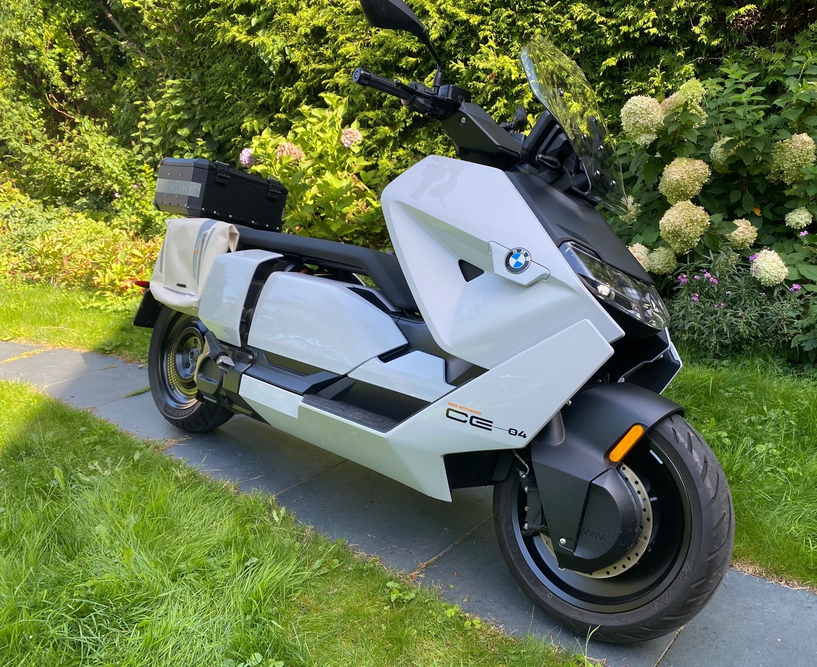 BMW CE 04 * 4222 Km * 2022 * Als Nieuw!, Motoren, Scooter, Particulier, Automaat, ABS