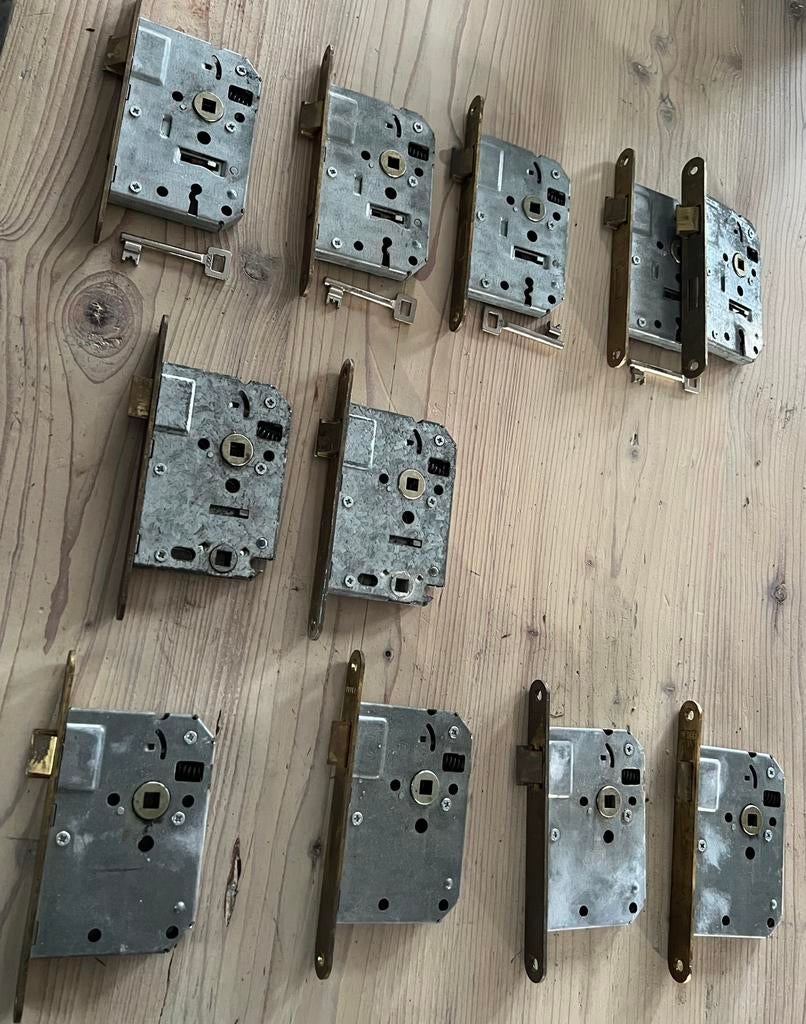 11 Nemef deursloten insteeksloten messingkleur, Ophalen of Verzenden, Gebruikt, Rvs, Slot