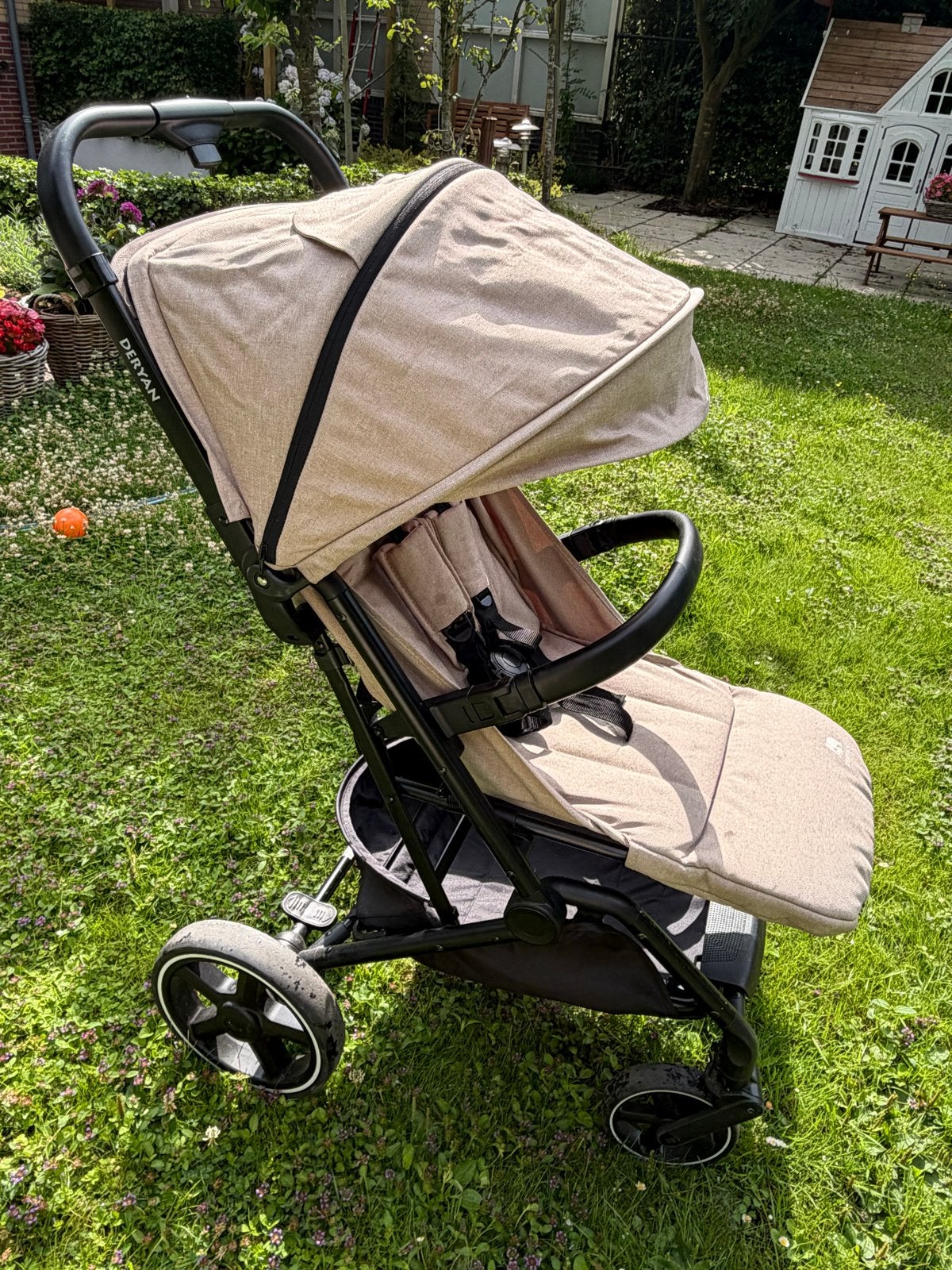 Deryan Buggy XL met regenhoes - Ideaal voor uitstapjes, Kinderen en Baby's, Buggy's, Ophalen, Gebruikt, Overige merken, Regenhoes