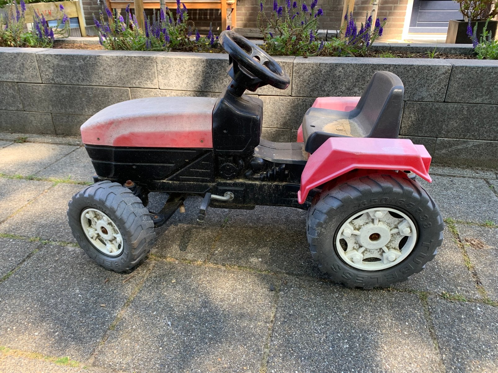 Gratis af te halen: Speelgoed tractor (gebruikt), Kinderen en Baby's, Speelgoed | Speelgoedvoertuigen, Ophalen, Zo goed als nieuw