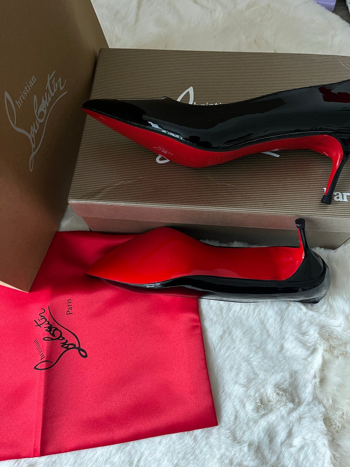 Christian Louboutin Zwarte Lakleren Pumps Maat 39, Ophalen of Verzenden, Zo goed als nieuw, Zwart, Pumps