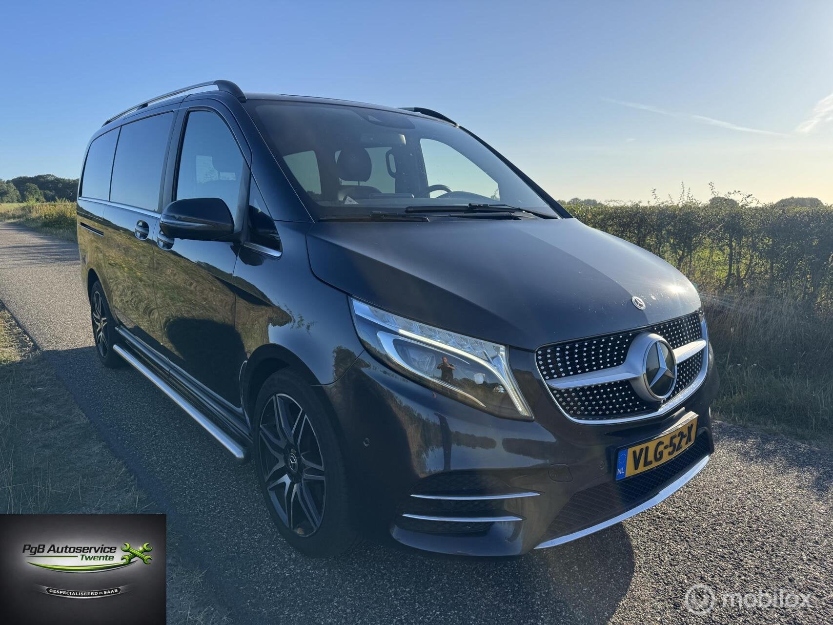 Foto 4 van Mercedes V-klasse 250d 9G Lang Amg burmester led 19'' 360cam
