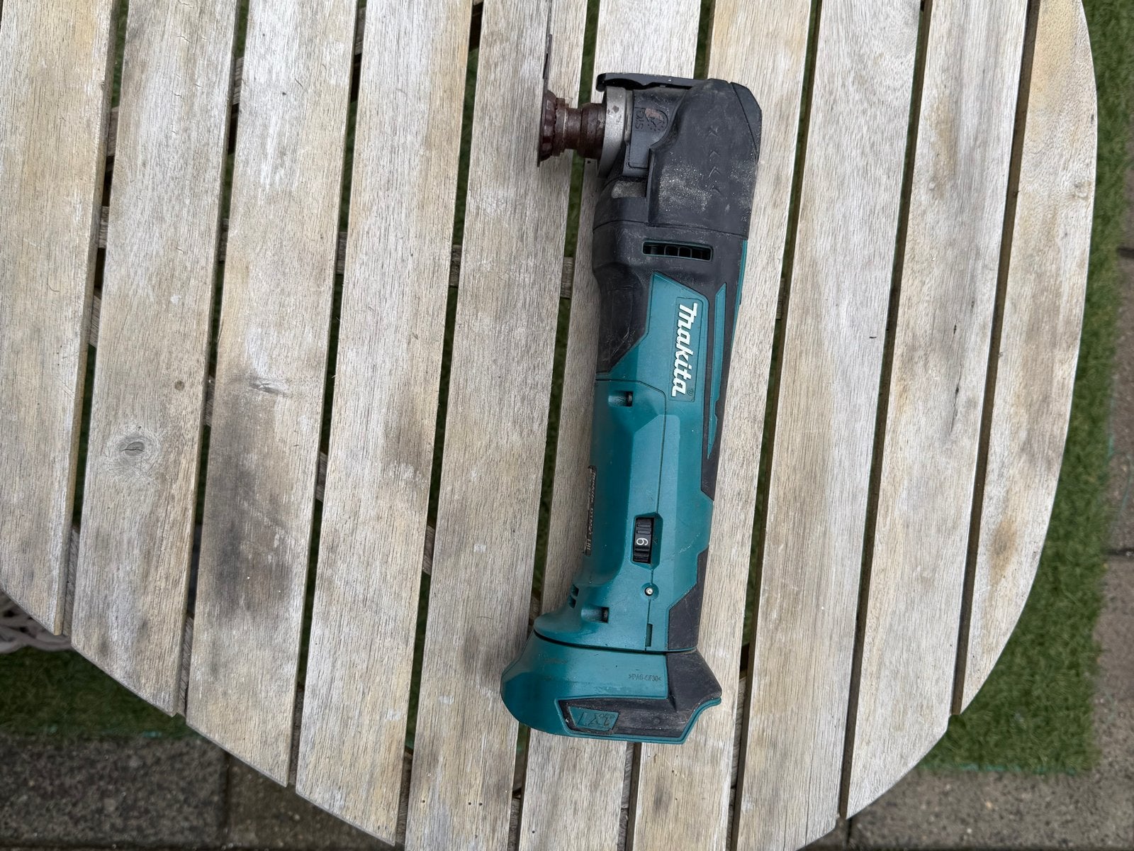 Makita DTM51Z Multitool (excl. accu), Ophalen, Gebruikt, Multitool, Makita