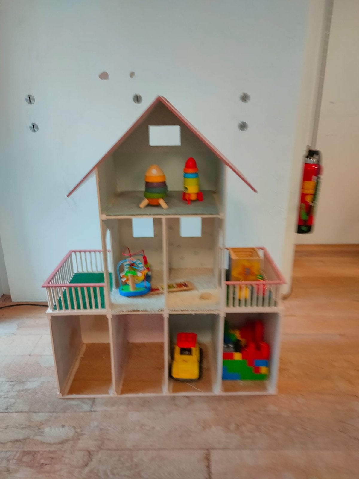 Mooi poppenhuis, Kinderen en Baby's, Ophalen, Zo goed als nieuw, Poppenhuis