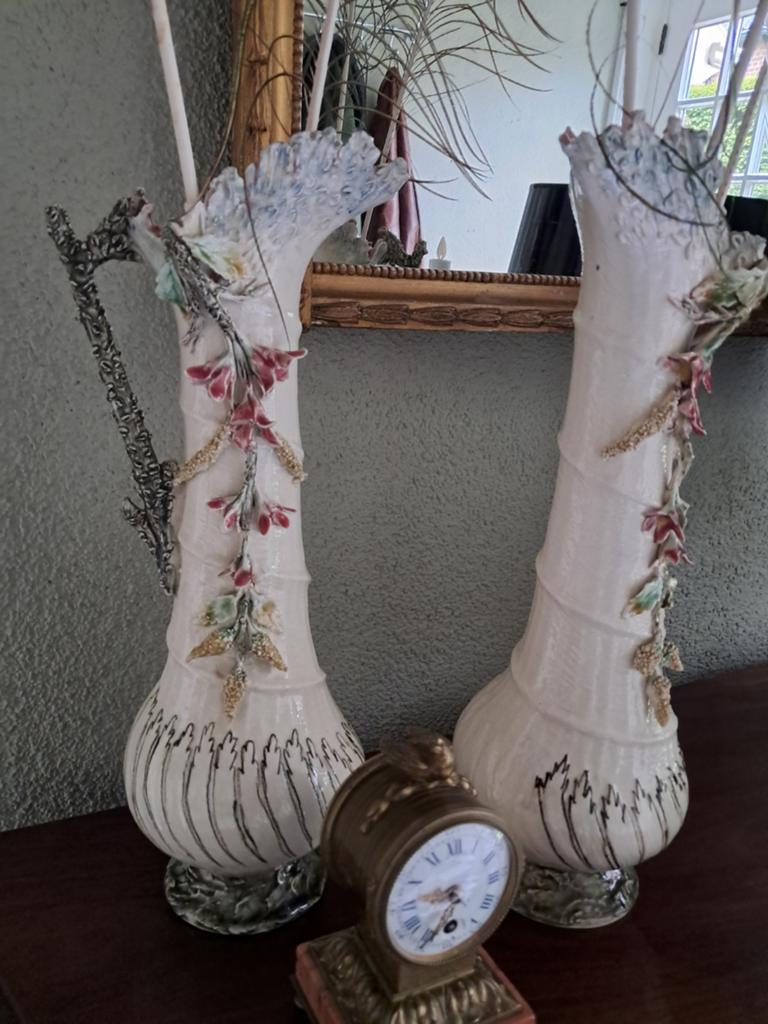 Antieke Vazen met Bloemenmotief Majolica - Set van 2, Ophalen