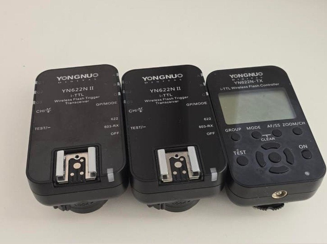 Yongnuo Flash Trigger + Controller Set Nikon - Nieuwstaat, Ophalen of Verzenden