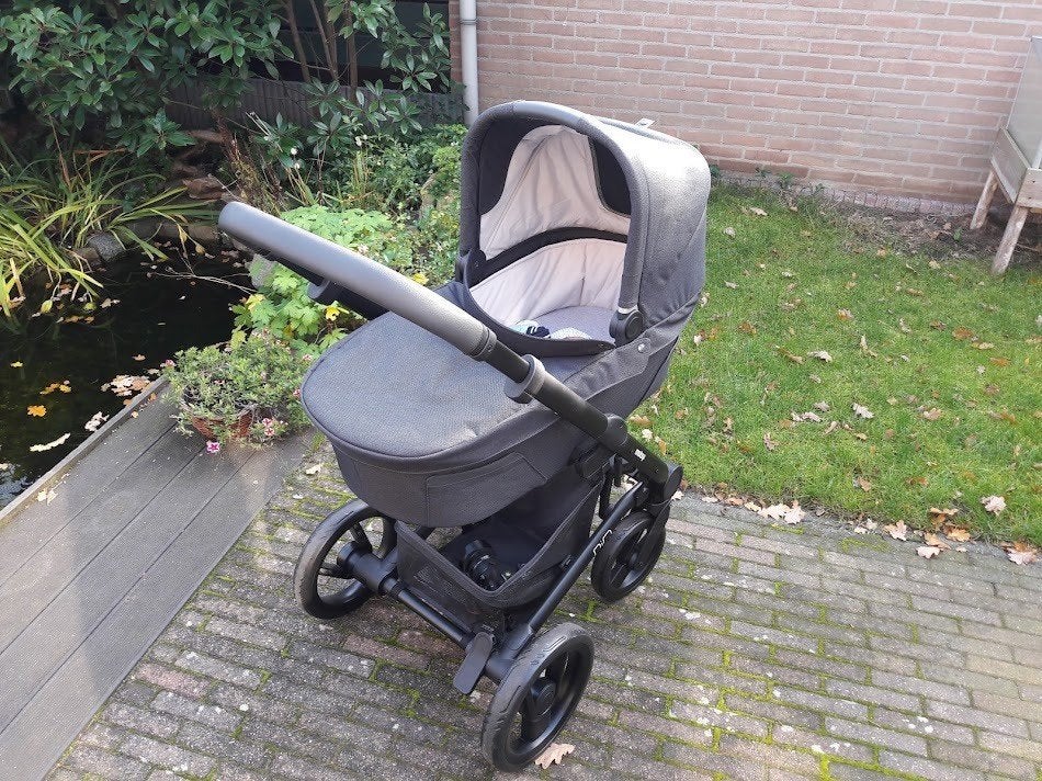 Mutsy Nio Explorer kinderwagen met reiswieg en buggyzit, Gebruikt, Mutsy, Met reiswieg, Ophalen