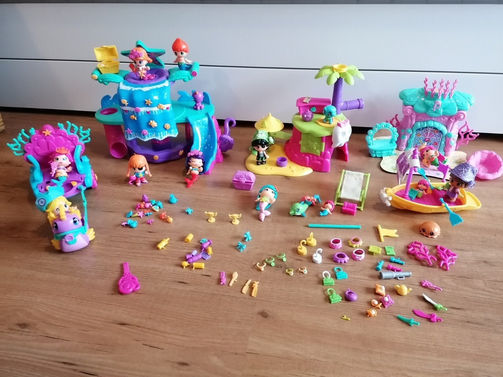 Grote set Piny Pon zgan, Ophalen, Zo goed als nieuw, Poppenhuis