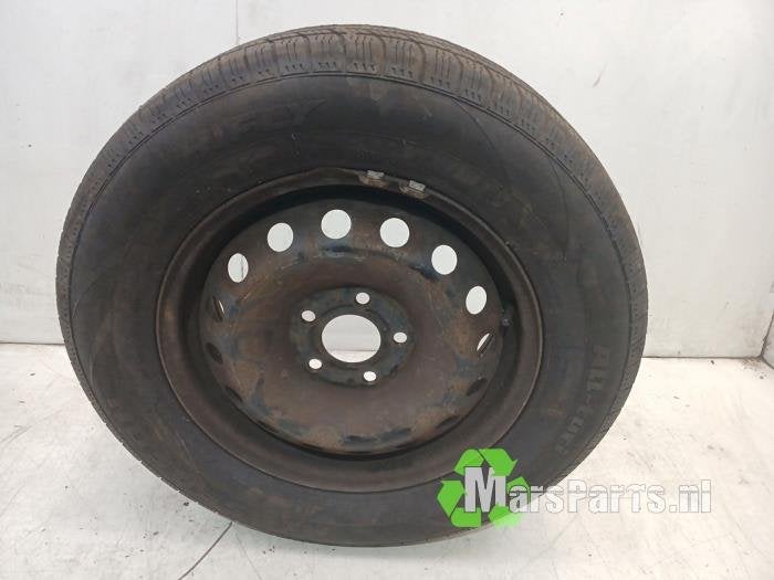 Velg + Winterband van een Renault Trafic, Auto-onderdelen, Banden en Velgen, Gebruikt, -, -, Ophalen of Verzenden