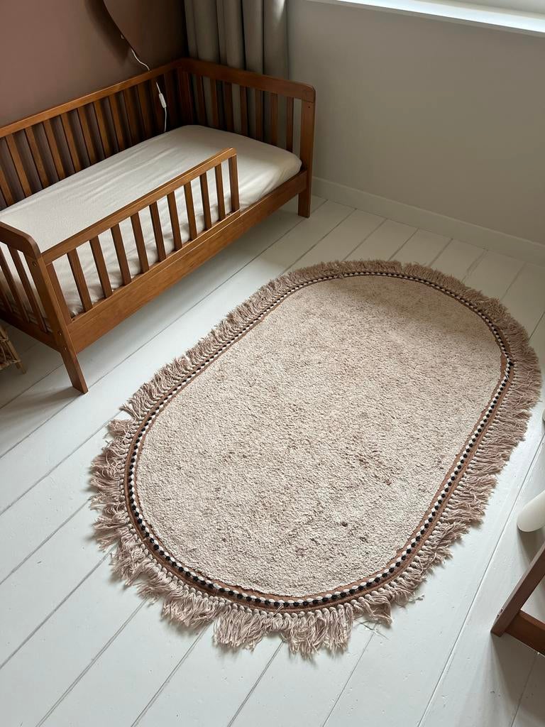 Tapis petit ovaal vloerkleed met franjes - 160x100 cm, Huis en Inrichting, Ophalen, 100 tot 150 cm, Beige, Zo goed als nieuw