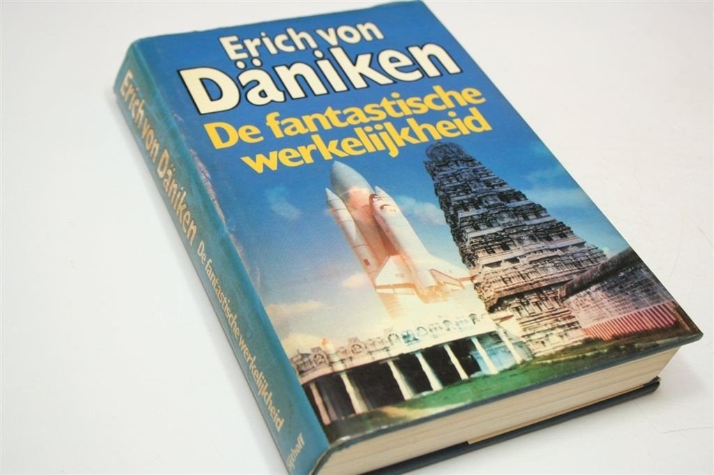 Fantastische Werkelijkheid — Buitenaardse Theorieën Däniken, Ophalen of Verzenden, Gelezen, Overige onderwerpen, Achtergrond en Informatie