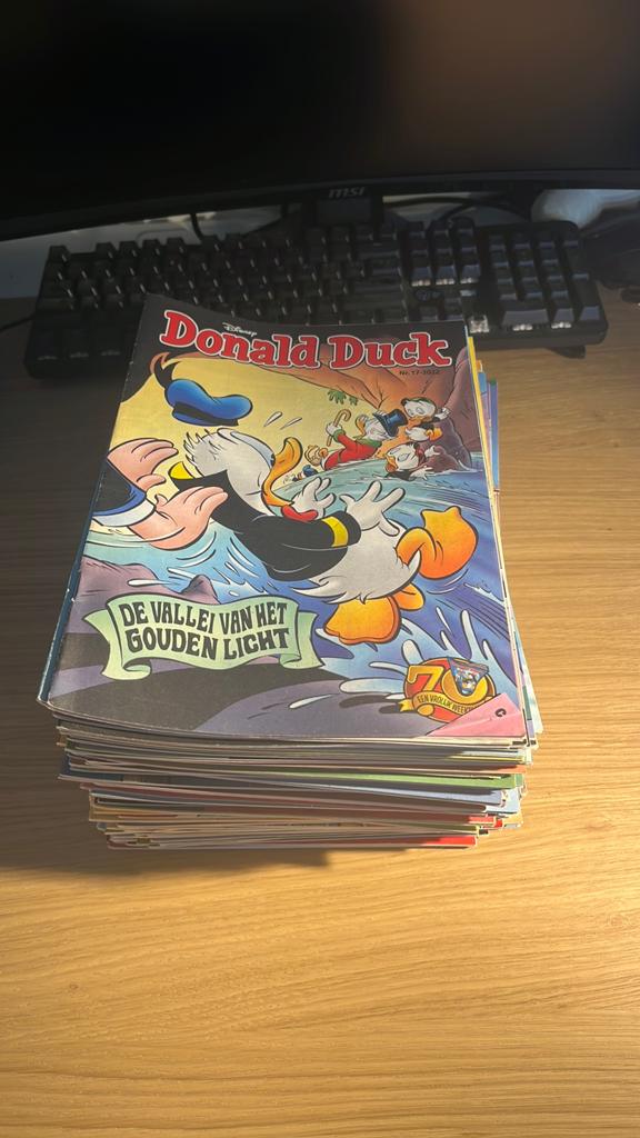 Donald Duck Jaargangen 2019-2022 + Speciale Edities, Meerdere stripboeken, Ophalen of Verzenden, Gelezen