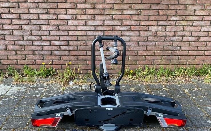 Thule 933 easyfold fietsendrager inklapbaar kantelbaar, Ophalen of Verzenden, Zo goed als nieuw, Trekhaakdrager