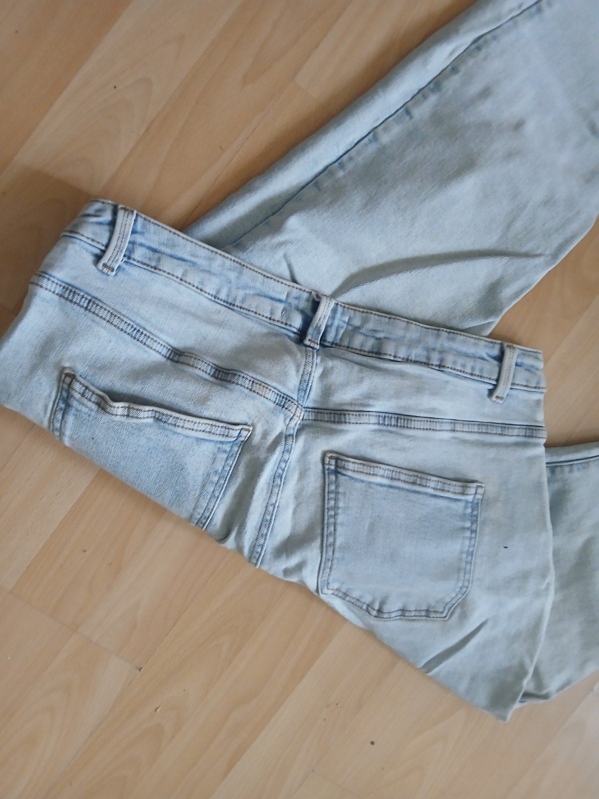 Lichtblauwe jeans van Primark, maat W28-W29 (confectie 36), Ophalen of Verzenden, Zo goed als nieuw, W33 - W36 (confectie 42/44)