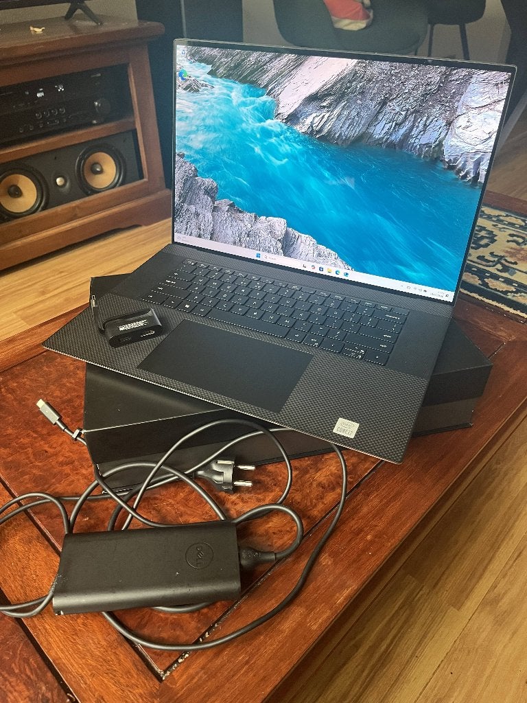 Dell XPS 17 9700 - i7-10875H, 32GB RAM, RTX 2060, 4K touch, Gebruikt, 2 tot 3 Ghz, Dell XPS, Intel® Core™ i7 