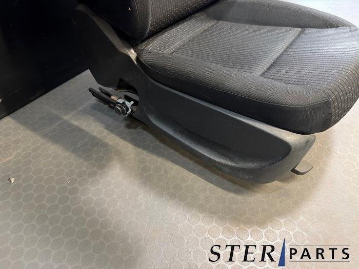 Stoel links van een Mercedes Vito, Auto-onderdelen, Gebruikt, -, Ophalen of Verzenden, -