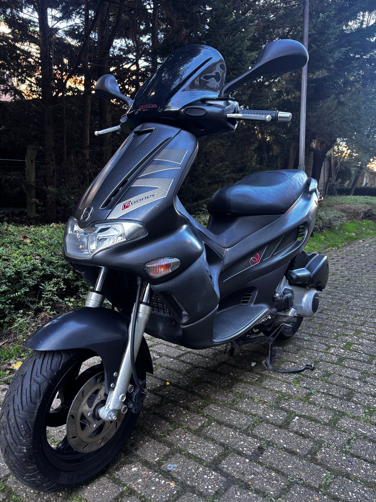 Gilera Runner sp pro 200cc, Ophalen, Gebruikt, Maximaal 45 km/u, Benzine