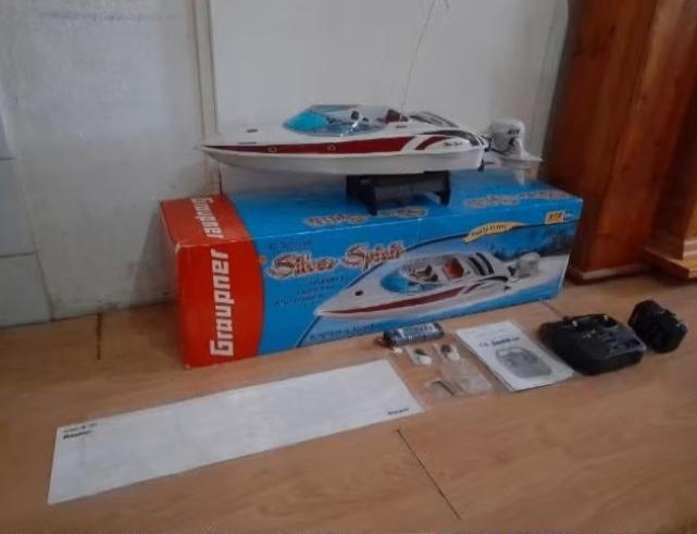 Orginele RC Graupner Silver spirit. Speedboot inc extra s, Ophalen, Zo goed als nieuw, Groter dan 1:32, Overige merken