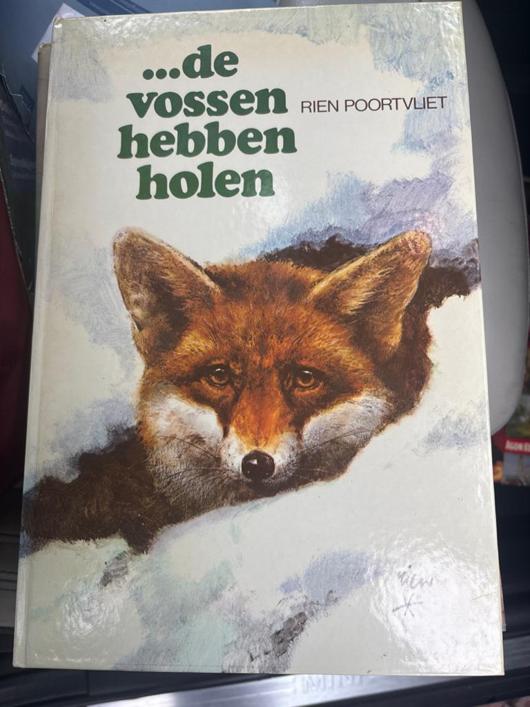 De vossen hebben holen - Rien Poortvliet, Boeken, Ophalen of Verzenden, Gelezen, Natuur algemeen