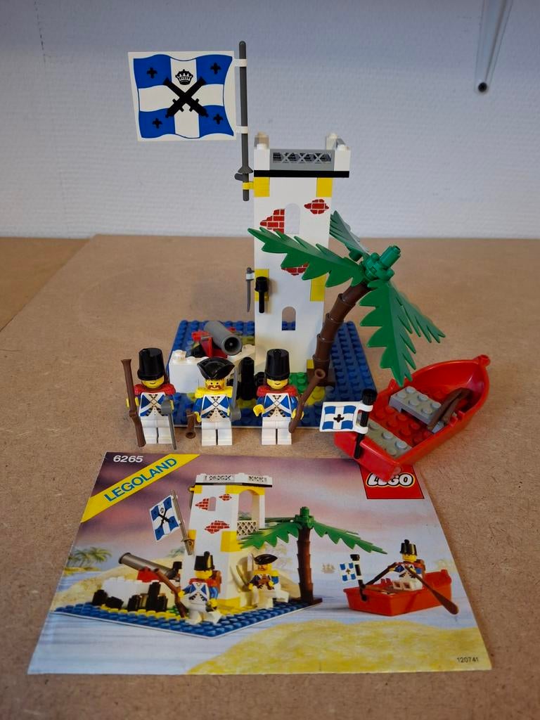 Lego 6265 Sabre Island. Jaren 80 Pirates, Compleet, Lego, Info@lego.com, 33 Bath Road, Slough, UK