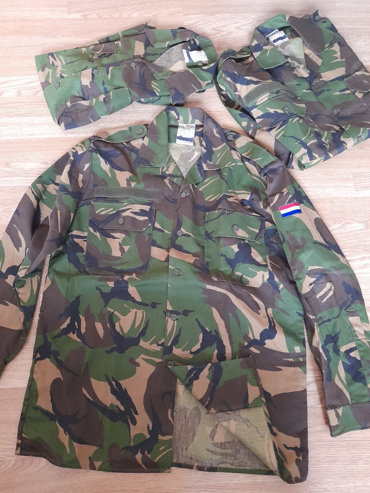 Nederlands Militair Camouflage Uniform (3 stuks), Ophalen
