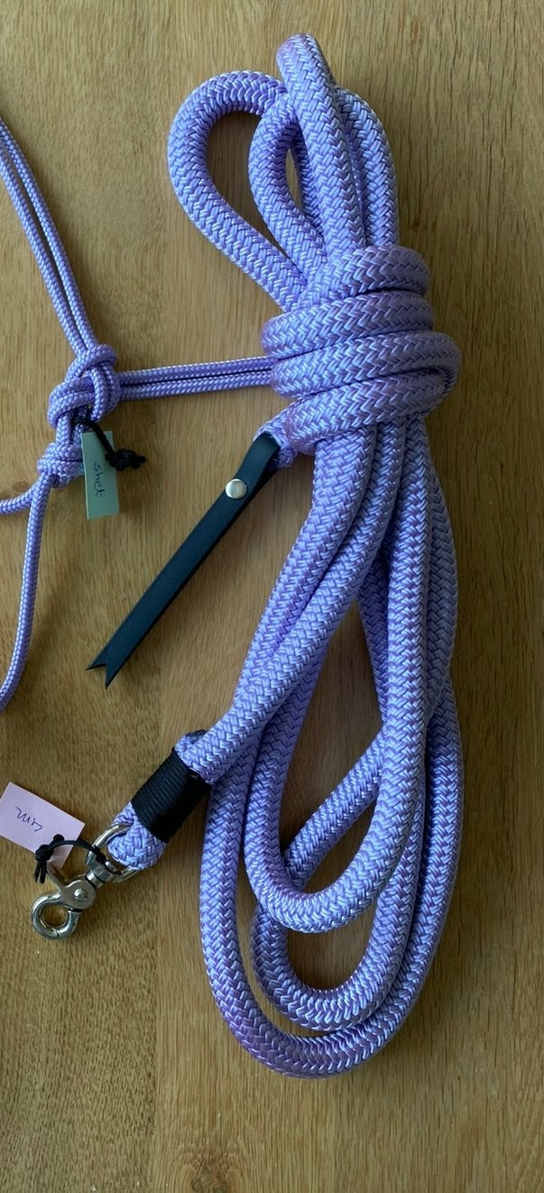 Nieuw: luxe leadrope 4m Lila met zwart, Dieren en Toebehoren, Ophalen of Verzenden, Nieuw, Veelzijdigheid