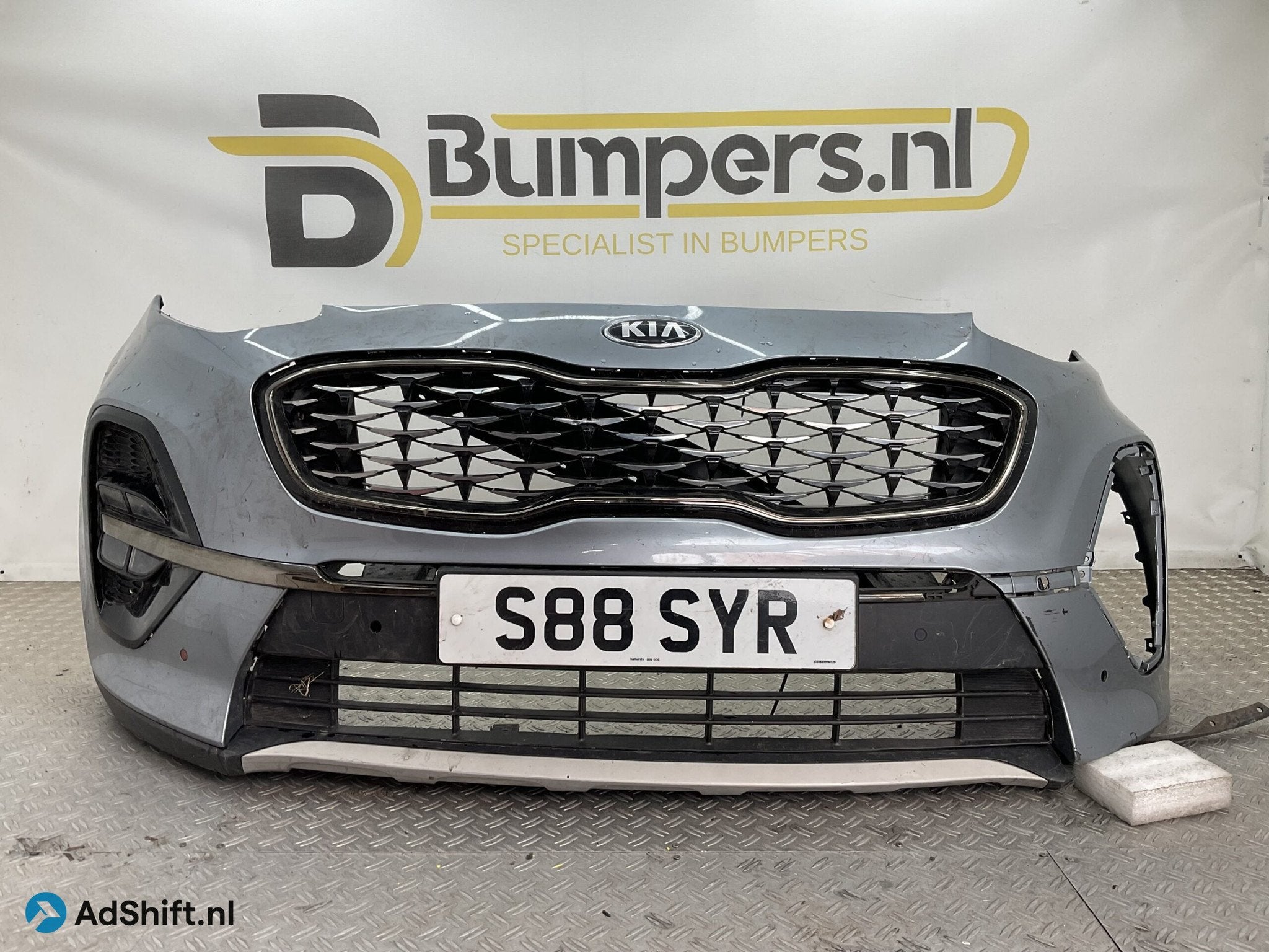 Bumper Kia Sportage 4xpdc 2018-2022 86511-F1500 Voorbumper G, Auto-onderdelen, Bumper