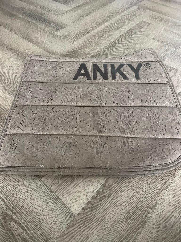 Zadeldekje ANKY zgan, Dieren en Toebehoren, Paarden en Pony's | Overige Paardenspullen, Ophalen, Zo goed als nieuw, Dressuur