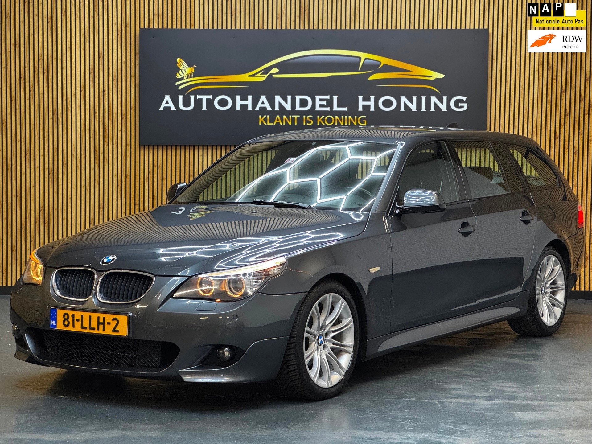 BMW 5-serie Touring 520i M PAKKET Edition I |origineel nl|m, Auto's, Dealer onderhouden, Achterwielaandrijving, 4 cilinders, 1565 kg