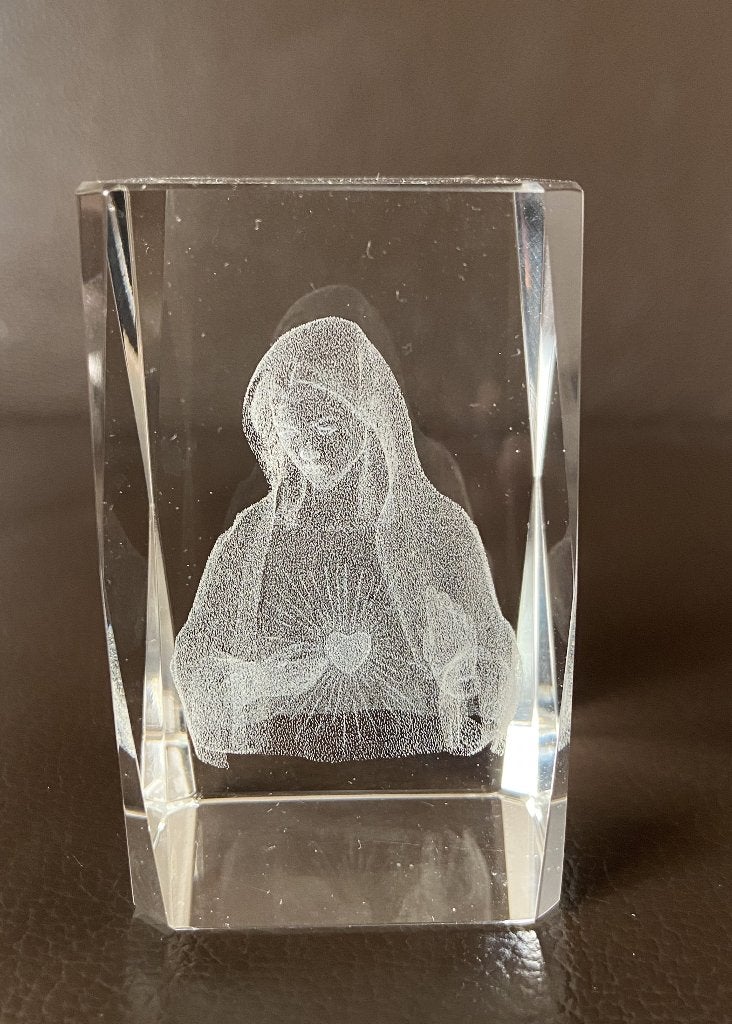 3D Laser Geëtst Kristal Blok Glas Heilig Hart Maria 7,5 cm, Ophalen of Verzenden