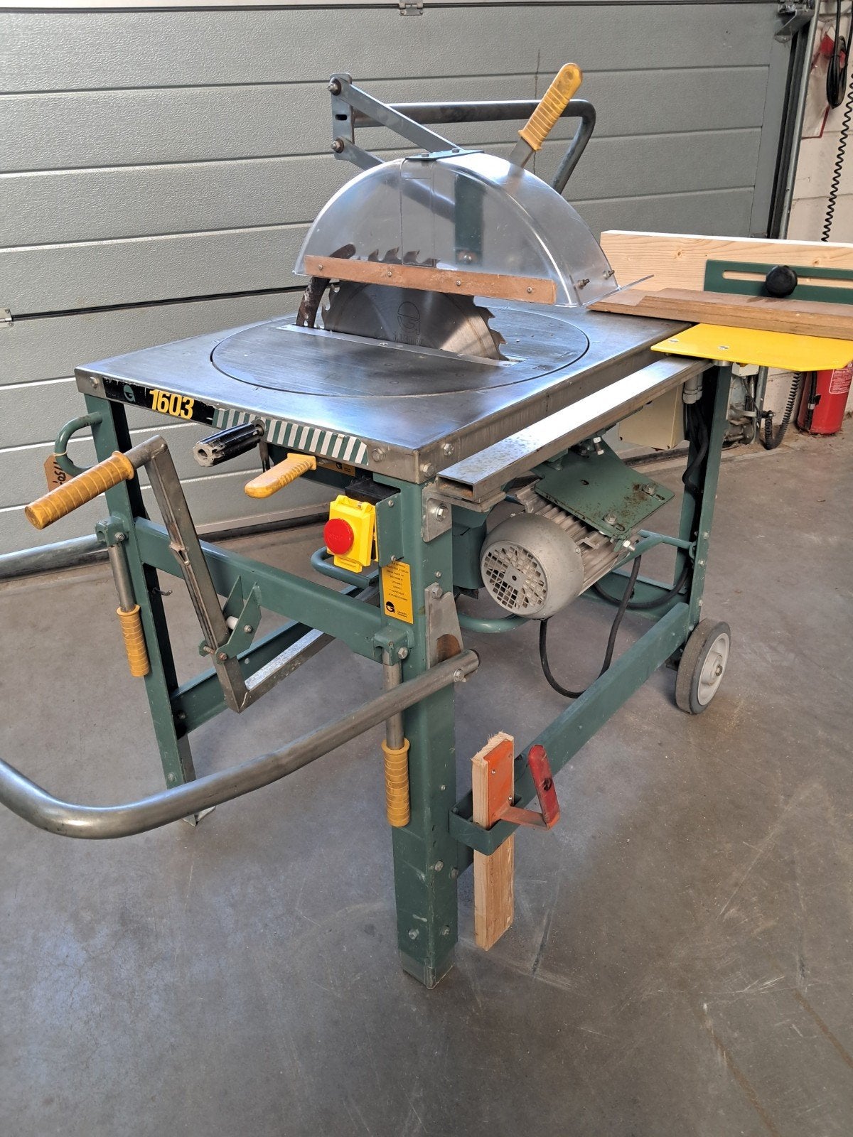Gjerde 1603 zaagmachine bouwzaag 400v, Ophalen