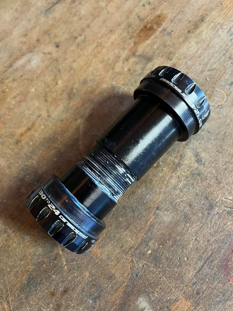 Cermicspeed BB (BB30>Shimano), Fietsen en Brommers, Ophalen of Verzenden, Zo goed als nieuw, Aluminium