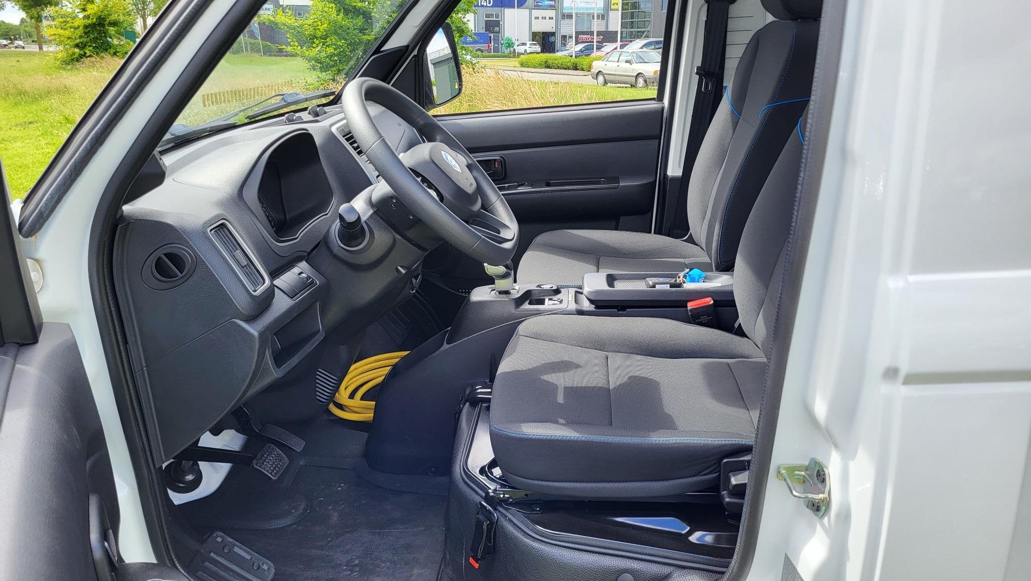 Piaggio Porter NPE BEV 42 kWh | Airco | Kipper laadbak | Par, Auto's, Bestelauto's, Piaggio, Stof, 82 pk, Wit