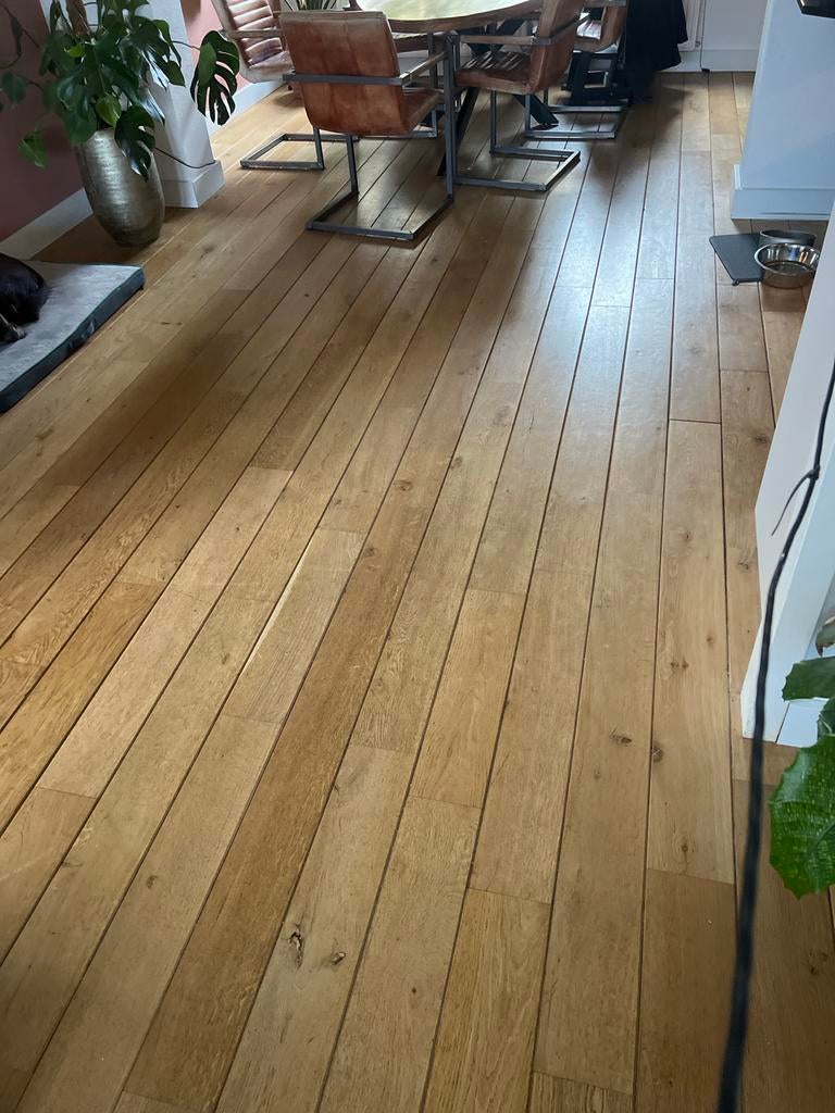 Massief eiken parketvloer met V-groef, 40m2, 20mm dik, Gebruikt, Bruin, 25 tot 50 m², Ophalen