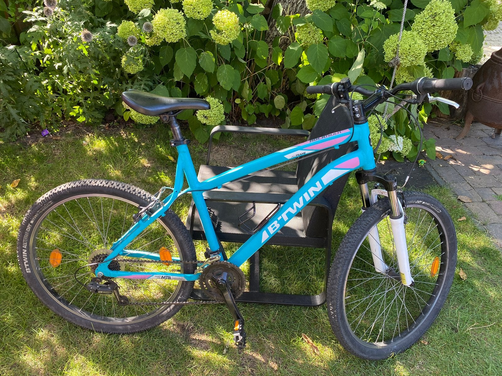 Meisjes-/damesmountainbike B'TWIN Rockrider 26 Inch, Ophalen, 24 inch of meer, Gebruikt, Staal