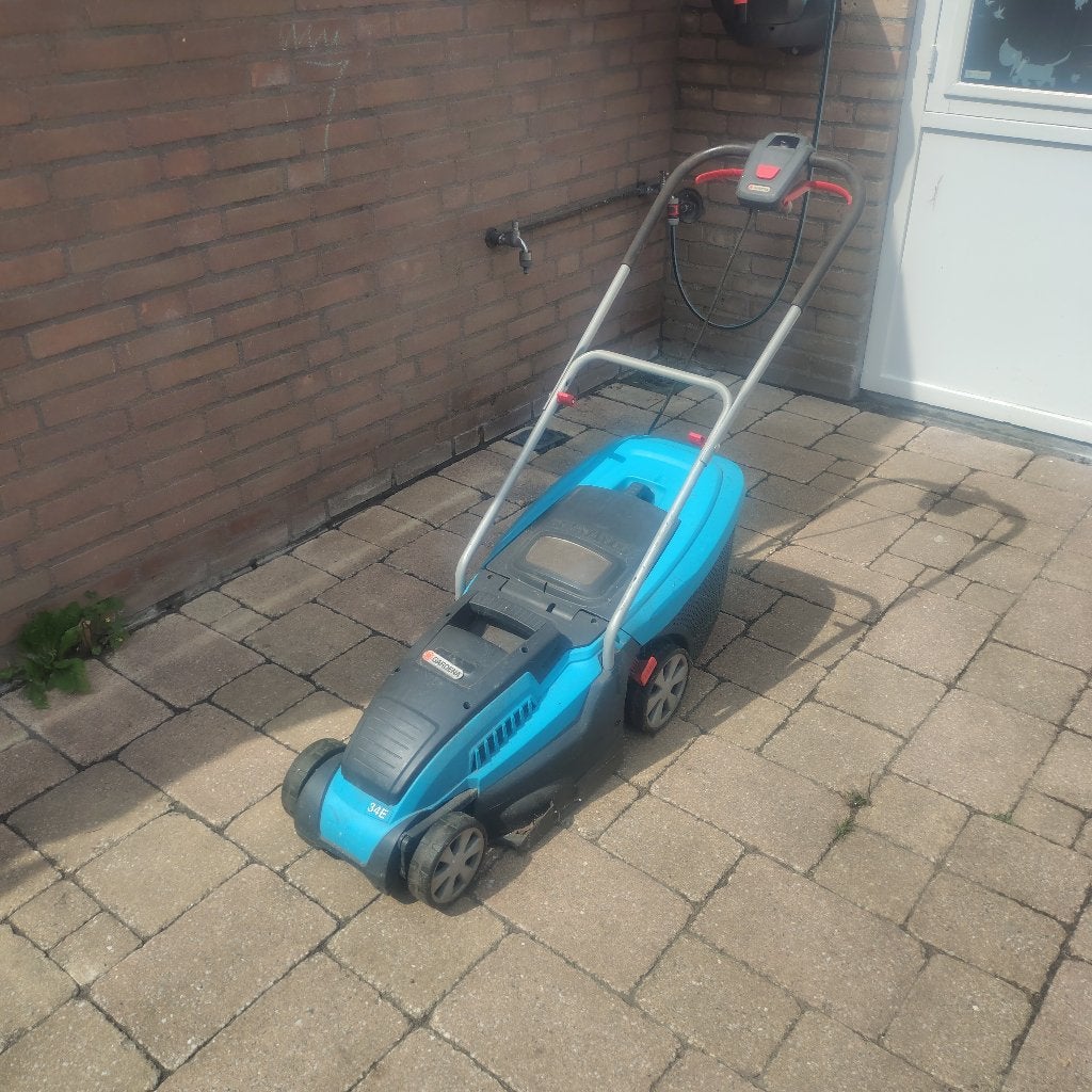 Gardena E34 grasmaaier, Ophalen, Elektrische grasmaaier, Opvangbak, Zo goed als nieuw
