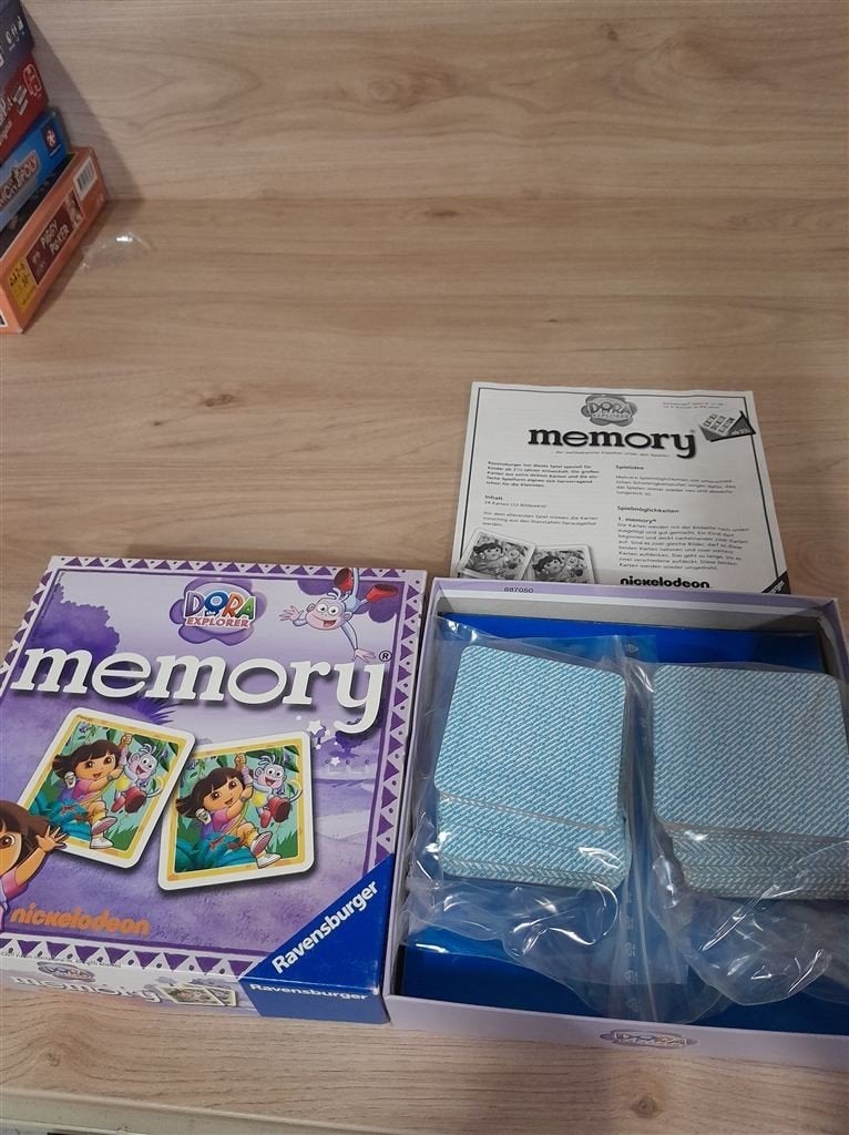 dora memory - s3435, Hobby en Vrije tijd, Gezelschapsspellen | Bordspellen, Verzenden, Zo goed als nieuw