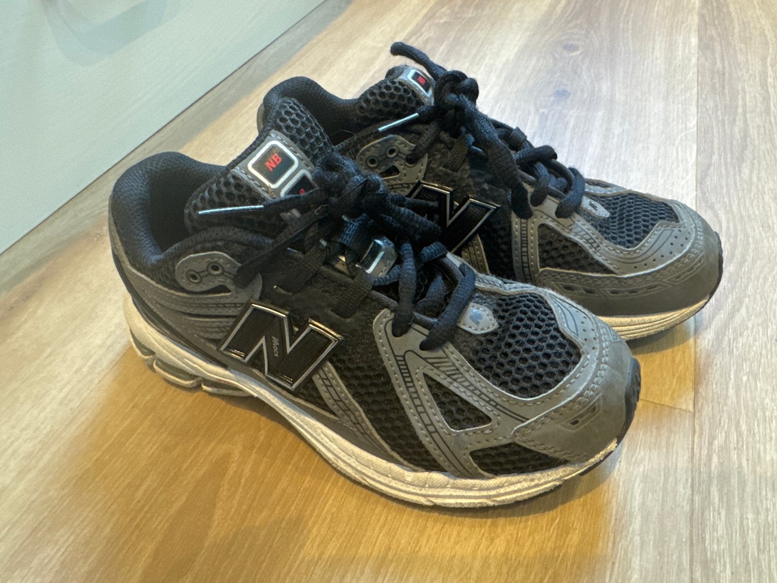 New Balance 1906R kinderschoenen maat 32 - Nette staat, Ophalen of Verzenden, Gebruikt, Jongen of Meisje, Schoenen