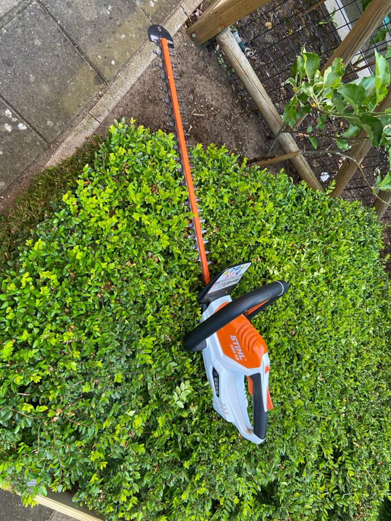Stihl HSA 45 Accu Heggenschaar - Zo goed als nieuw, Tuin en Terras, Ophalen of Verzenden, Zo goed als nieuw, Accu