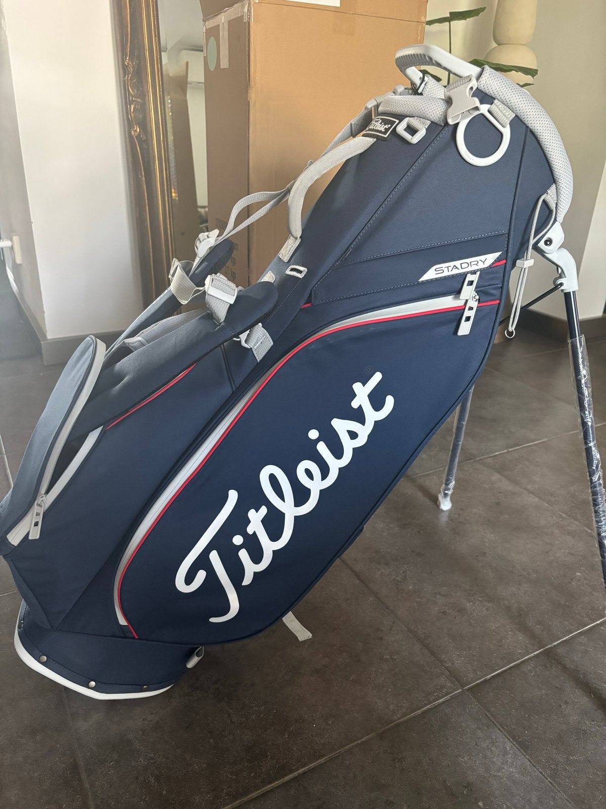 Nieuwe Titleist Players 4 StaDry Standbag - Waterdicht, Sport en Fitness, Golf, Ophalen, Nieuw, Tas, Overige merken