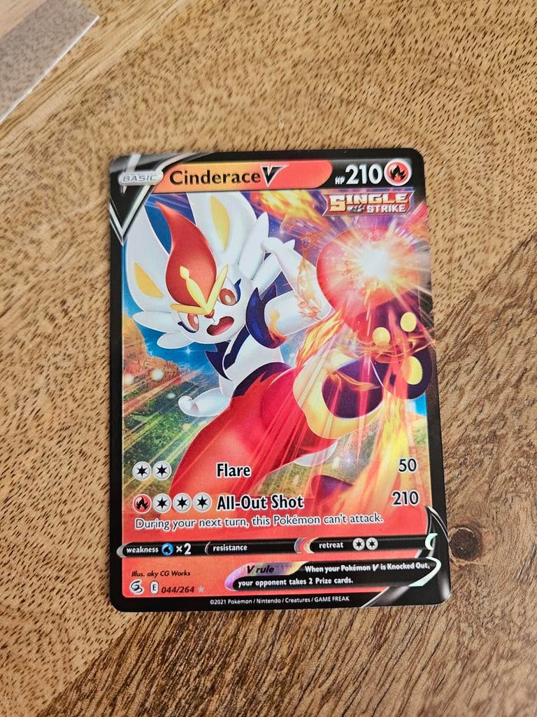 Cinderace V Pokémon Kaart - Single Strike (044/264), Ophalen of Verzenden, Zo goed als nieuw, Losse kaart
