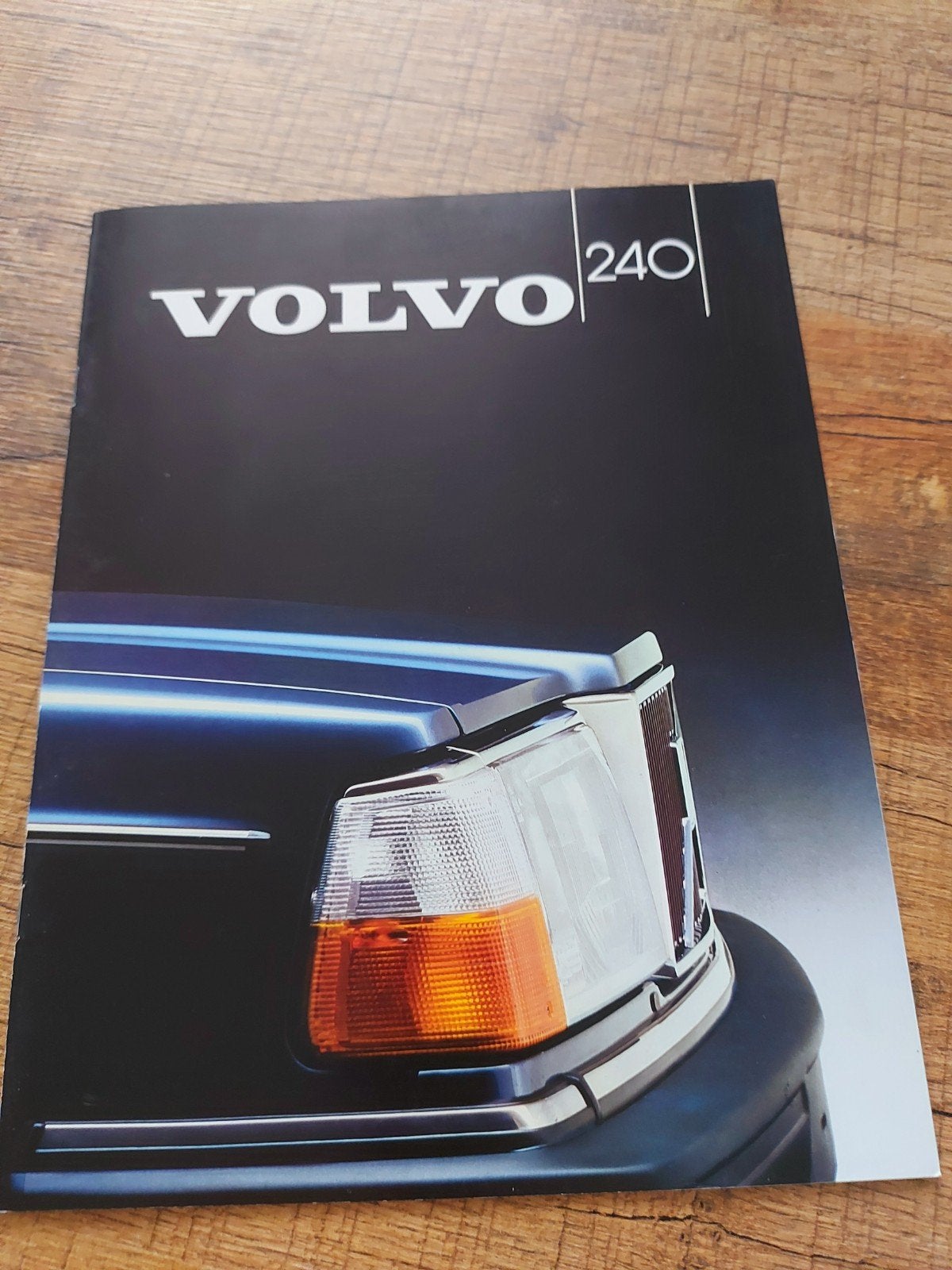 keurige Volvo 240 Duitstalige folder ook Turbo, Ophalen of Verzenden, Zo goed als nieuw, Volvo