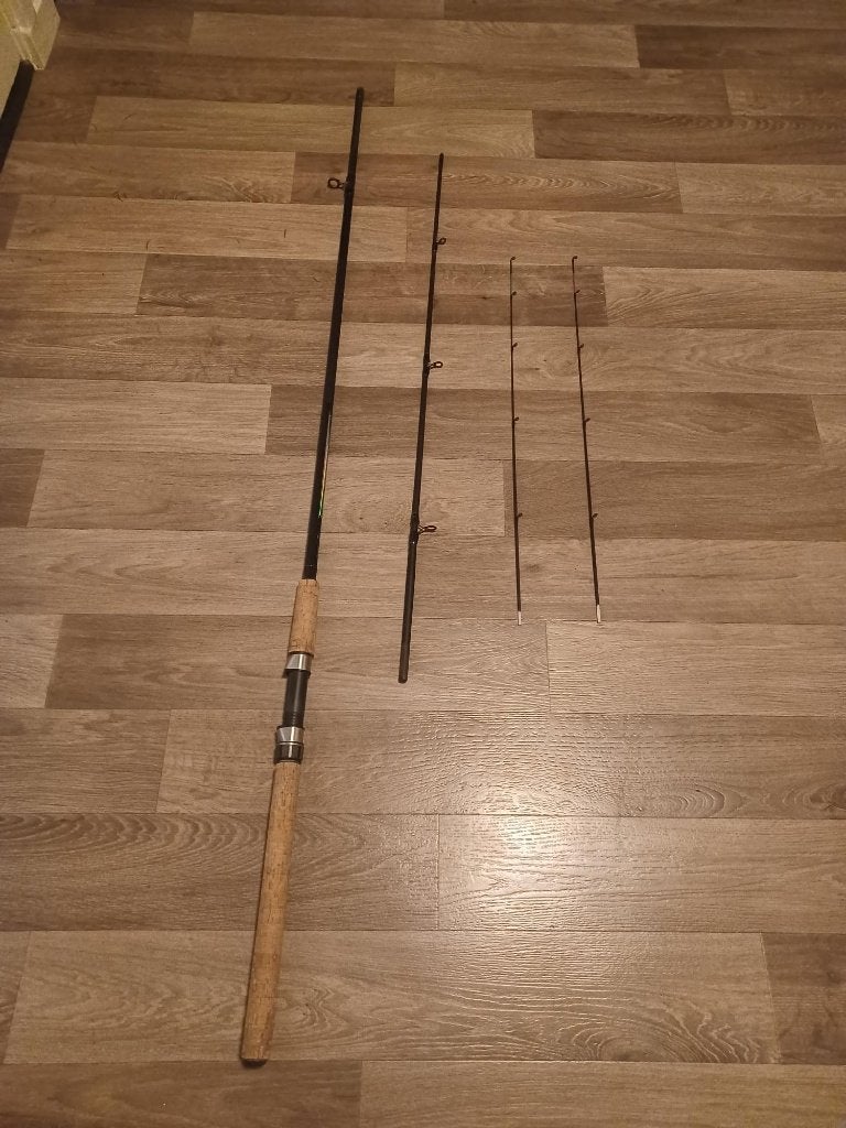 Feederhengel SPRO met molen en 2 toppen, Ophalen, Zo goed als nieuw, Complete set