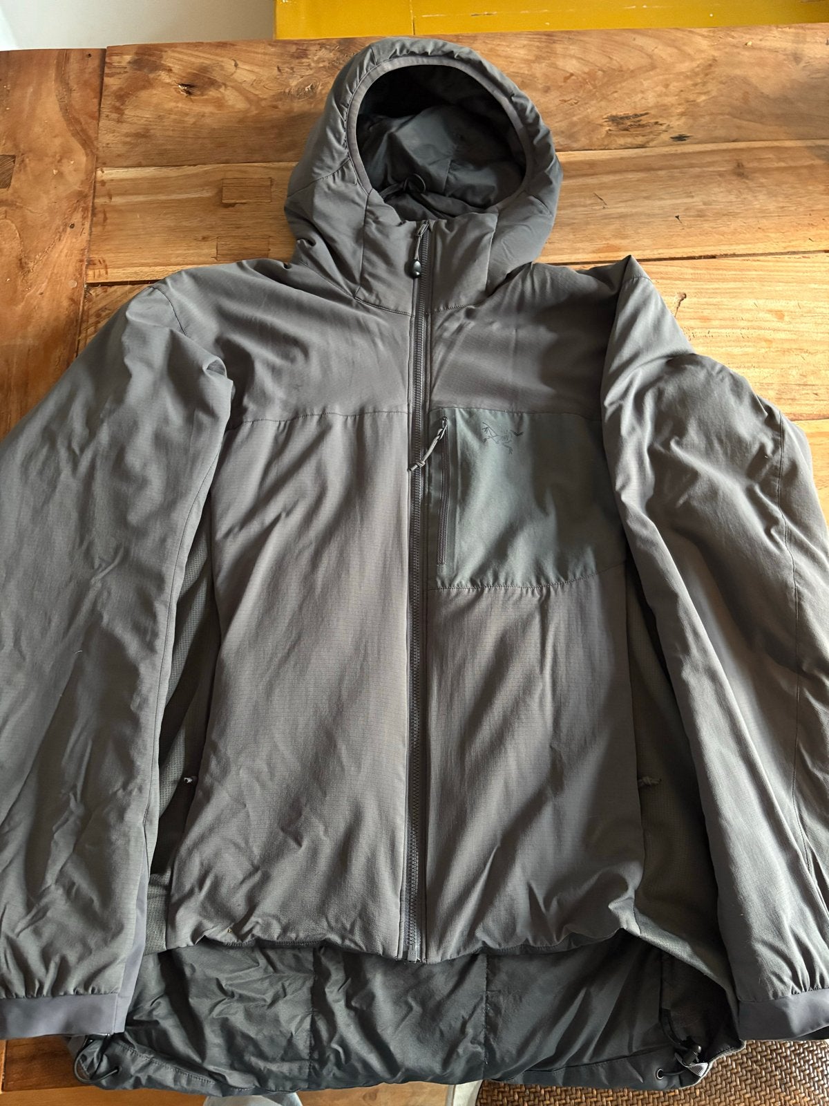 Arc'teryx Atom Hoody LT men (gen2) LEAF - wolf grey, Ophalen of Verzenden, Gedragen, Maat 48/50 (M), Grijs