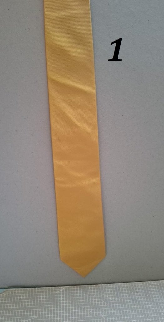 stropdassen komen uit een ASG verzameling, Ophalen of Verzenden, Zo goed als nieuw, Overige kleuren